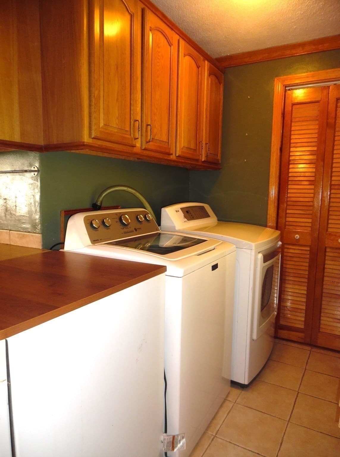 Single Family Residence at 21 Burnside Drive, Swansea MA 02777, Swansea, photo 9 of 21