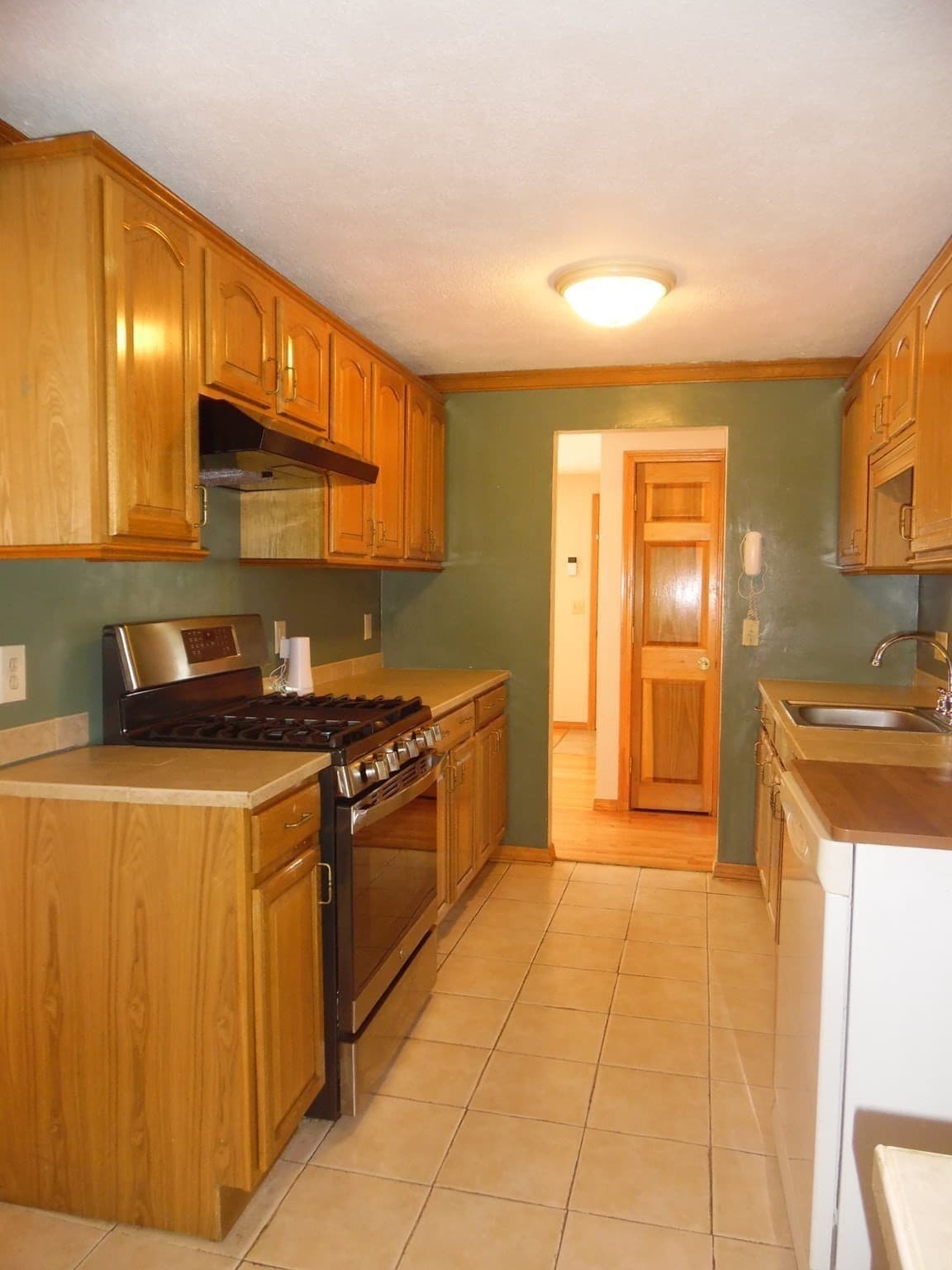 Single Family Residence at 21 Burnside Drive, Swansea MA 02777, Swansea, photo 8 of 21