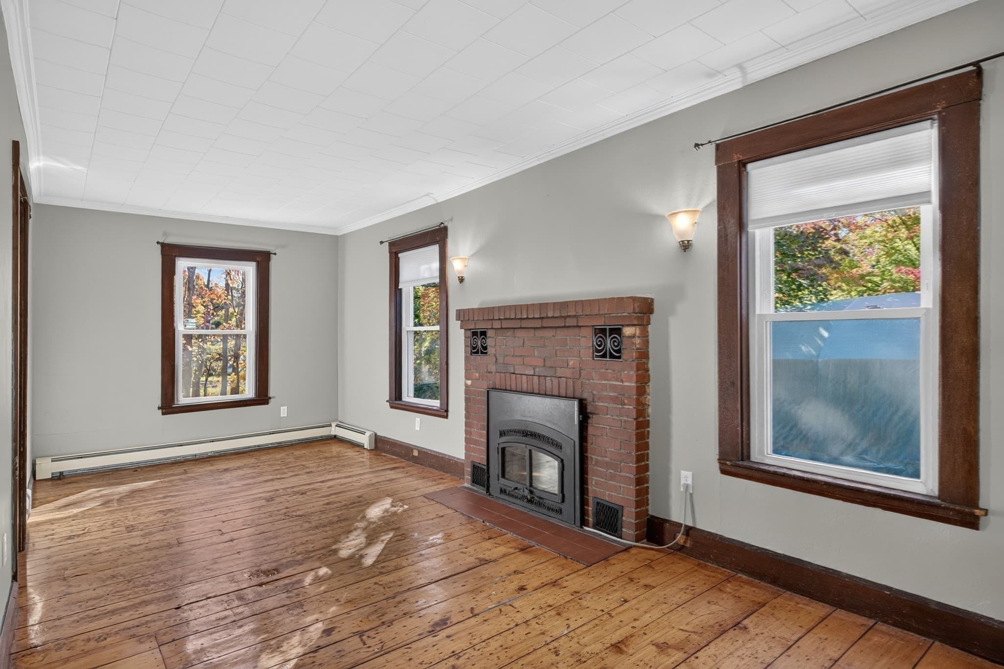 Single Family Residence at 6 Glen Ave, Upton MA 01568, Upton, photo 16 of 42