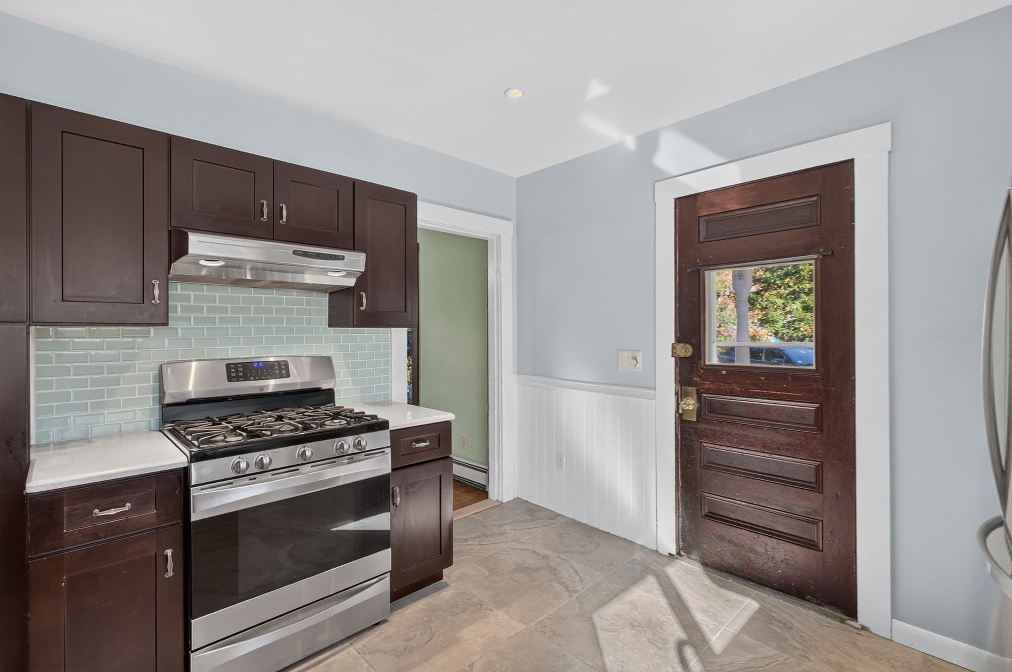 Single Family Residence at 6 Glen Ave, Upton MA 01568, Upton, photo 9 of 42