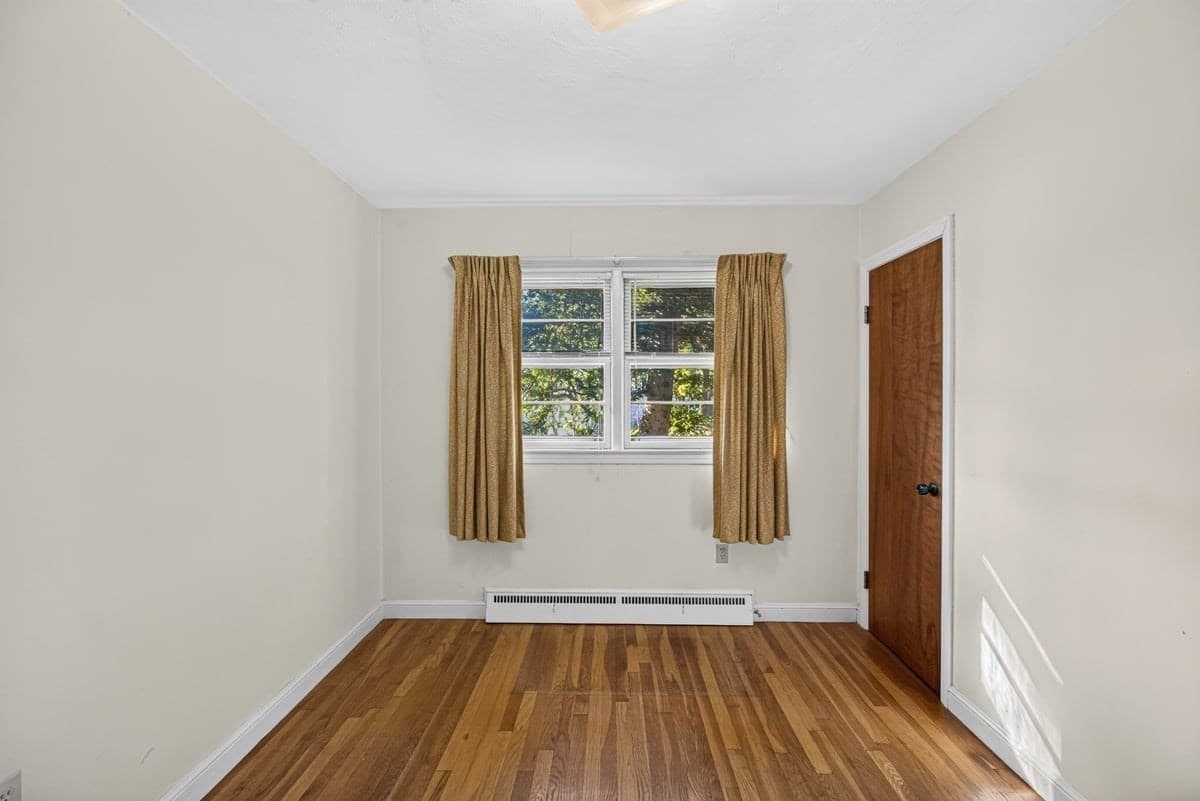 Single Family Residence at 172 Harwich Rd, West Springfield MA 01089, West Springfield, photo 23 of 42