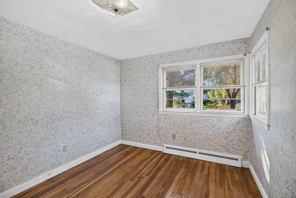 Single Family Residence at 172 Harwich Rd, West Springfield MA 01089, West Springfield, photo 18 of 42