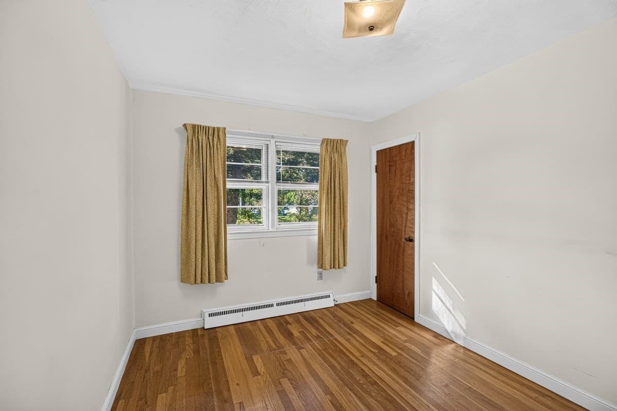 Single Family Residence at 172 Harwich Rd, West Springfield MA 01089, West Springfield, photo 21 of 42