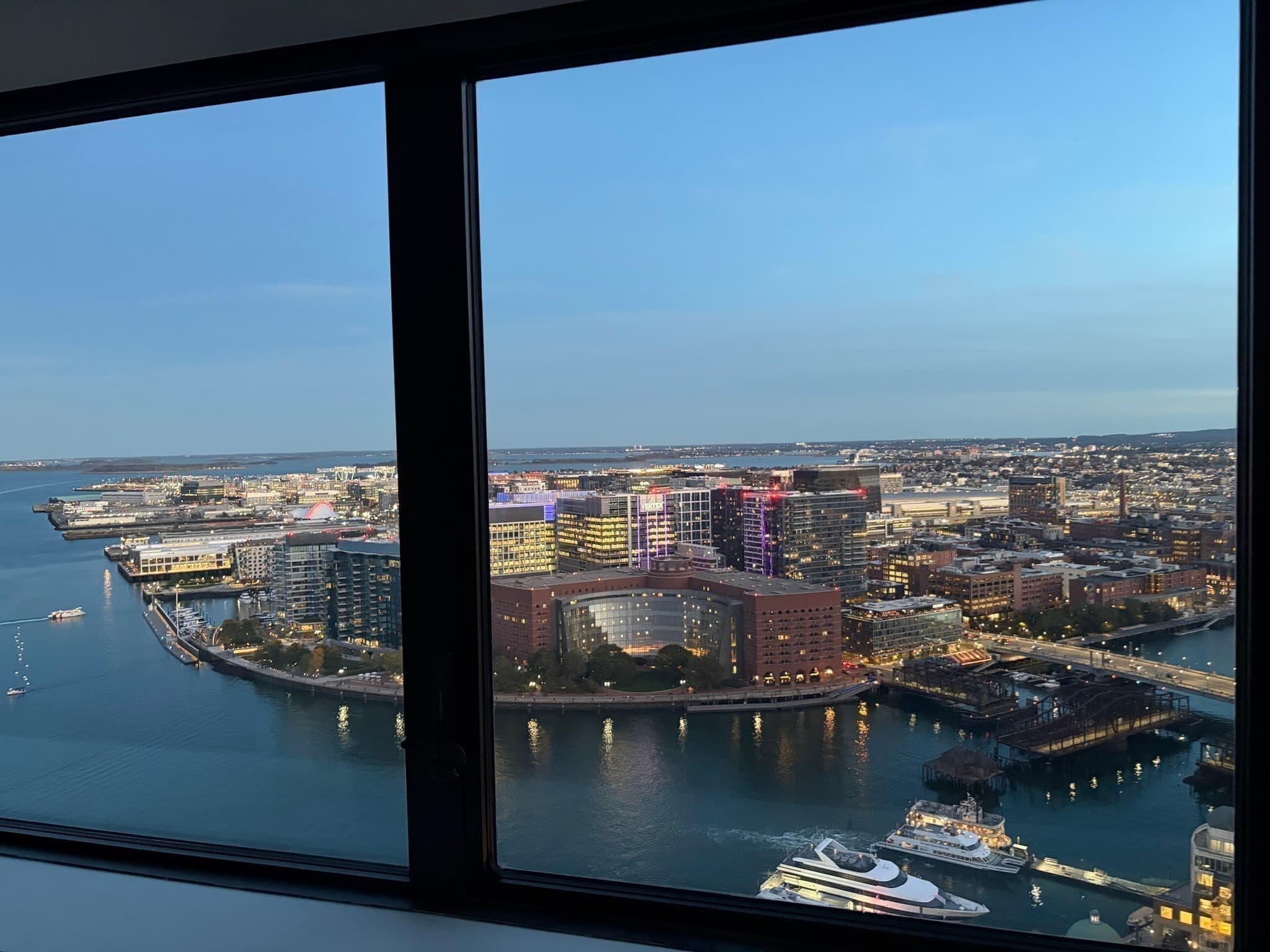 Condominium at 85 E India Row # 40D, Boston MA 02110, Boston, photo 16 of 22