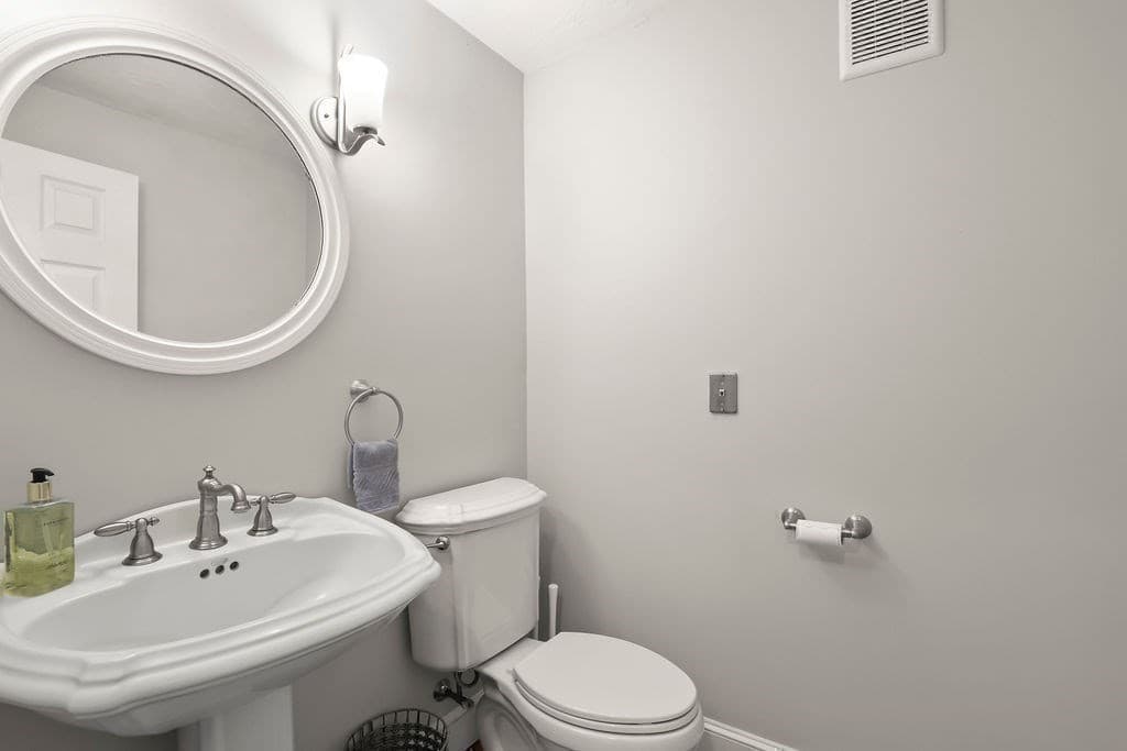 Single Family Residence at 34 Meeting House Rd., Kingston MA 02364, Kingston, photo 20 of 42