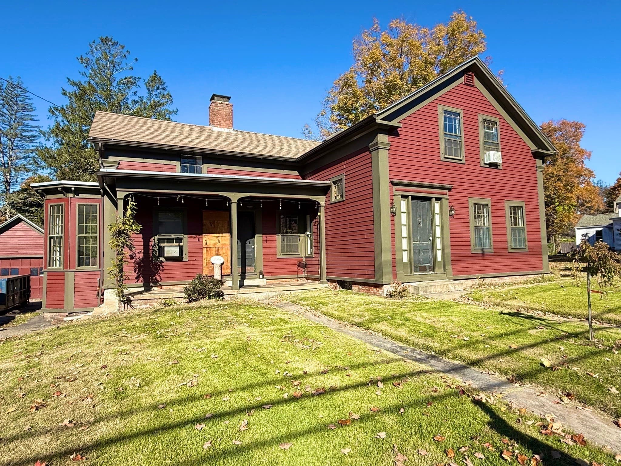 31 Central St, West Brookfield MA 01585