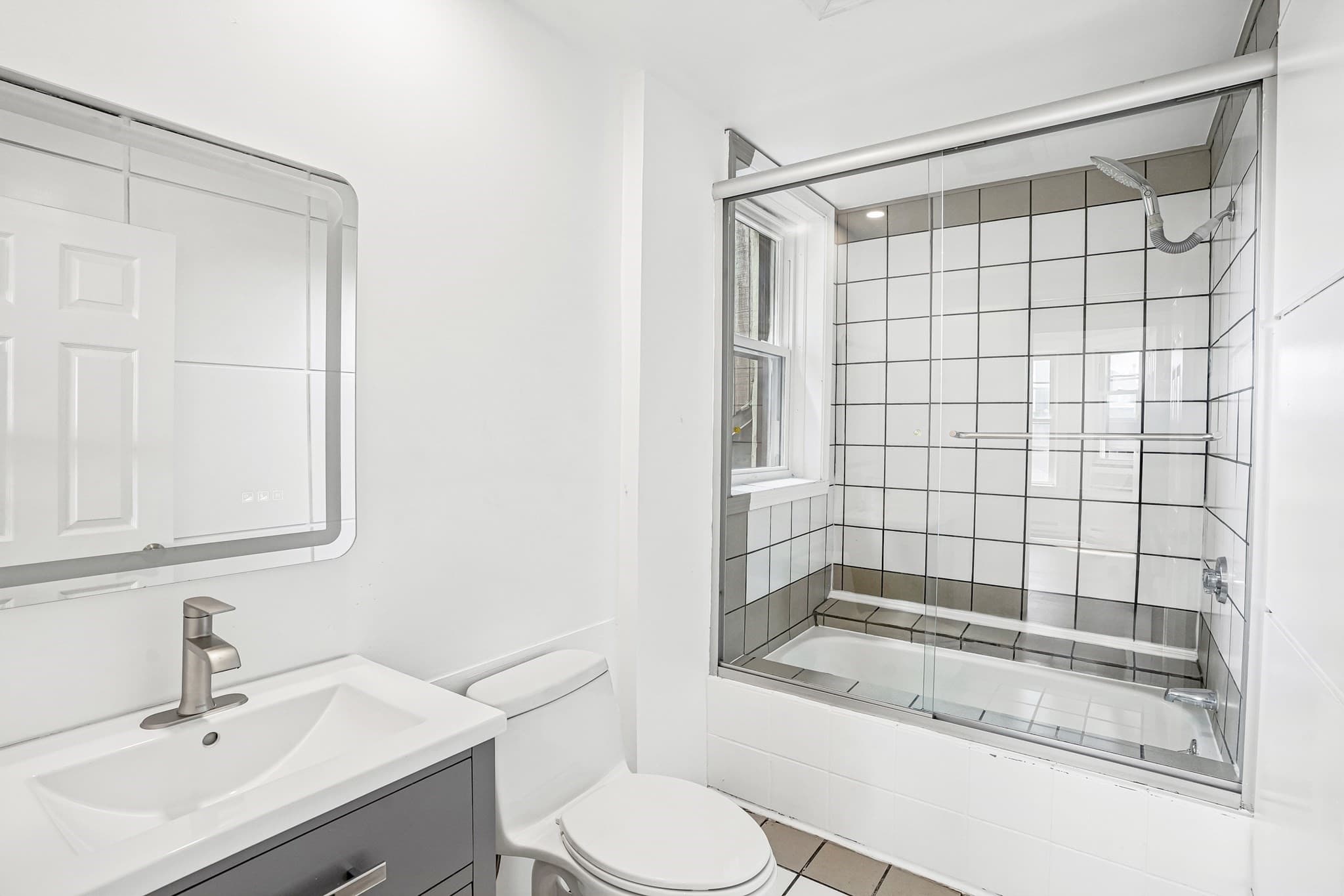Condominium at 583 Massachusetts Ave # 5, Boston MA 02118, Boston, photo 15 of 24