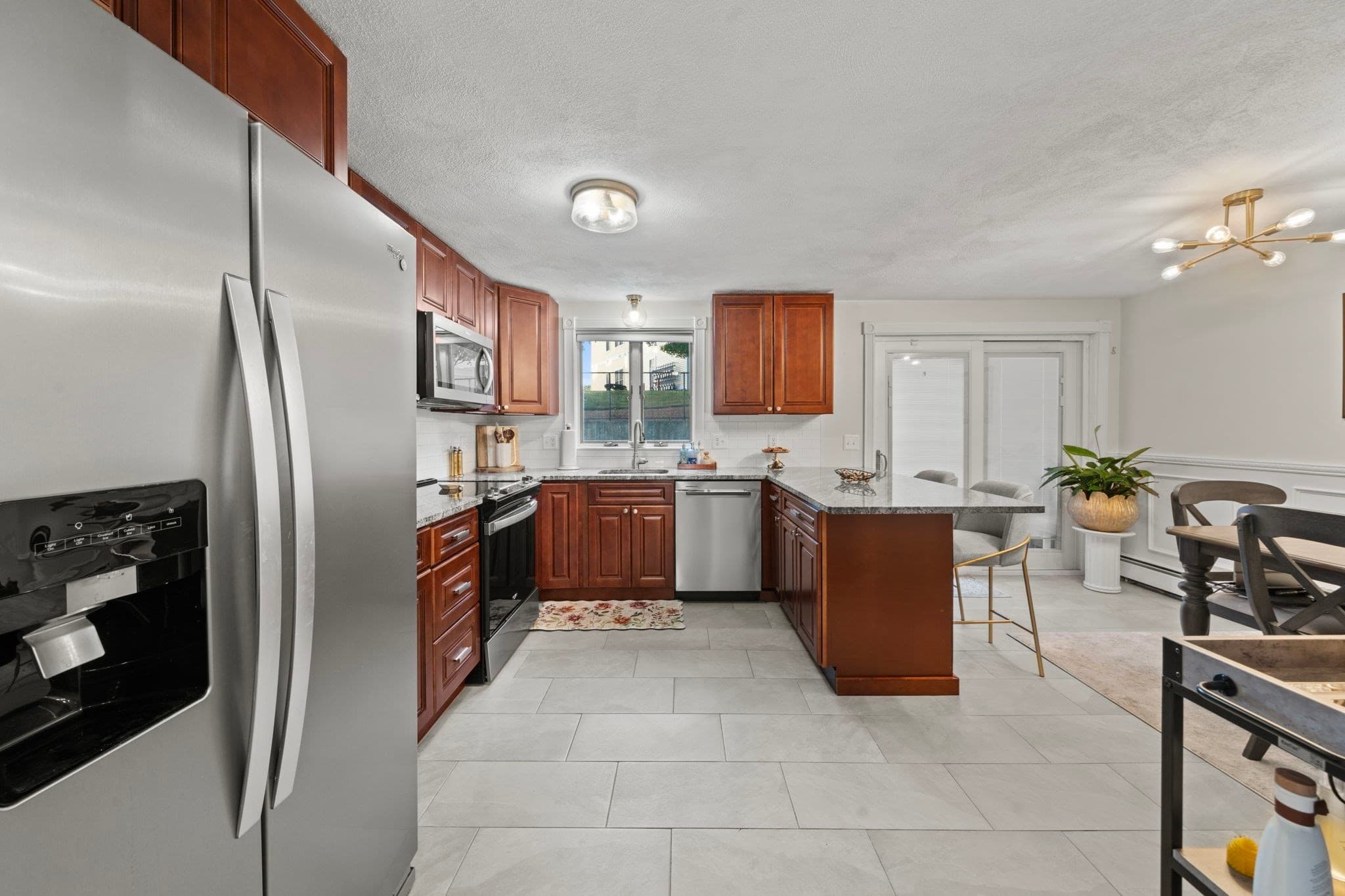 Condominium at 19 Eagan Place # 19, Peabody MA 01960, Peabody, photo 5 of 30
