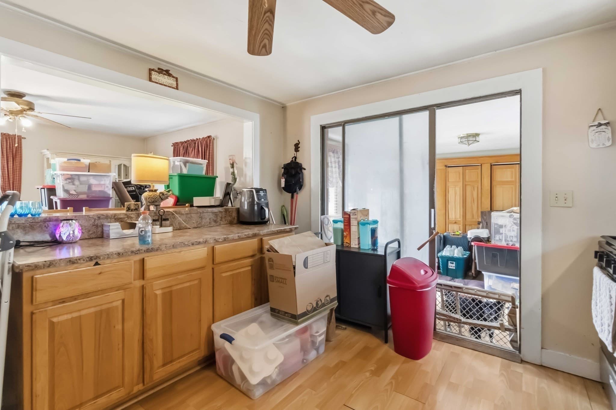 Single Family Residence at 14 Highland Ave, Taunton MA 02780, Taunton, photo 6 of 42