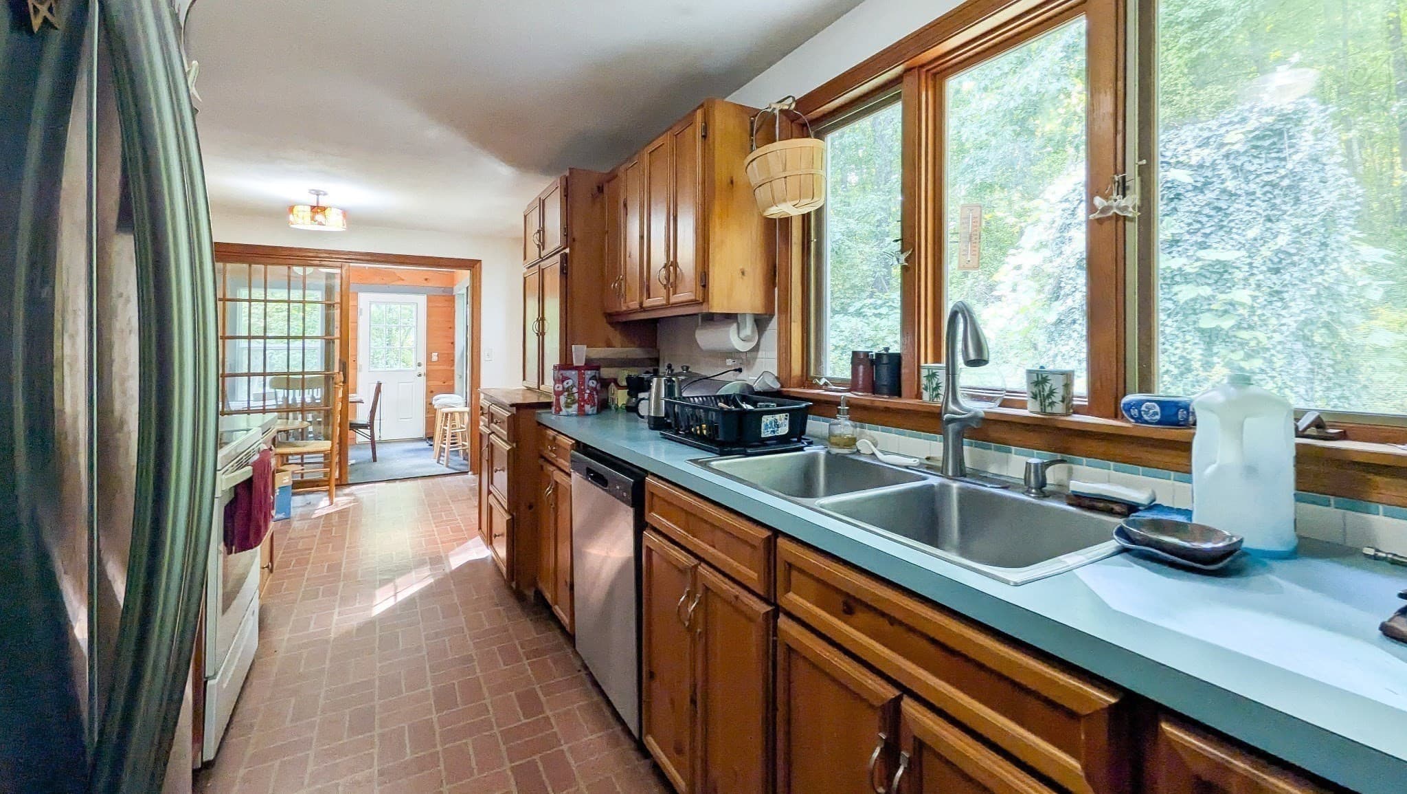 Single Family Residence at 355 Coy Hill Rd, Warren MA 01083, Warren, photo 5 of 12