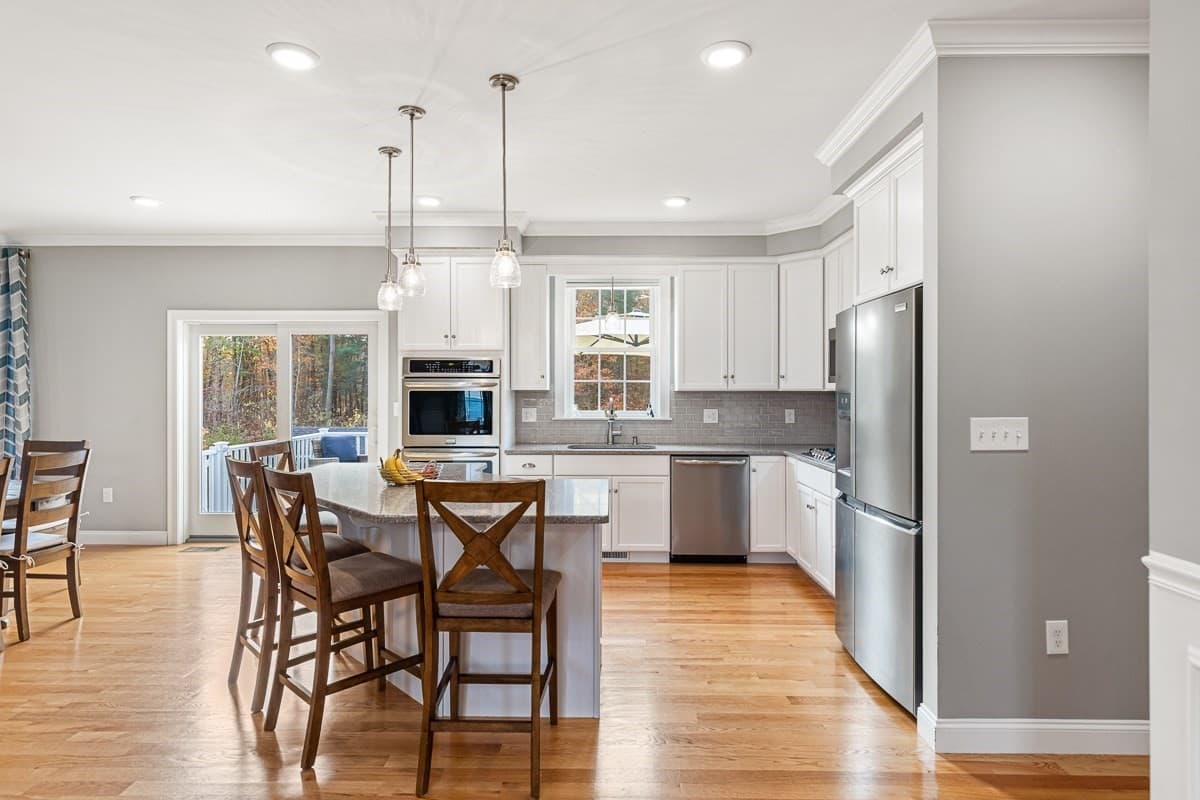 Single Family Residence at 705 County St, Seekonk MA 02771, Seekonk, photo 5 of 35