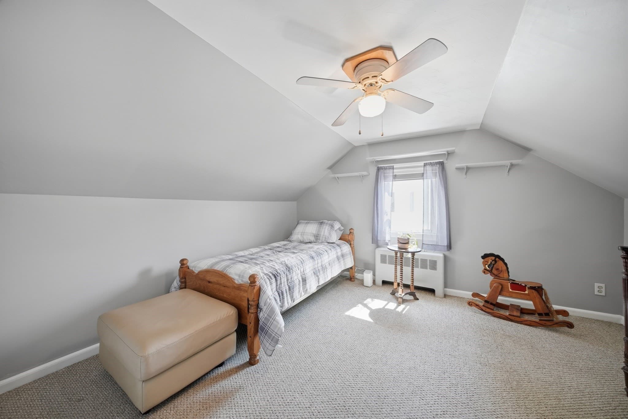 Single Family Residence at 10 Summit Ter, Peabody MA 01960, Peabody, photo 12 of 42