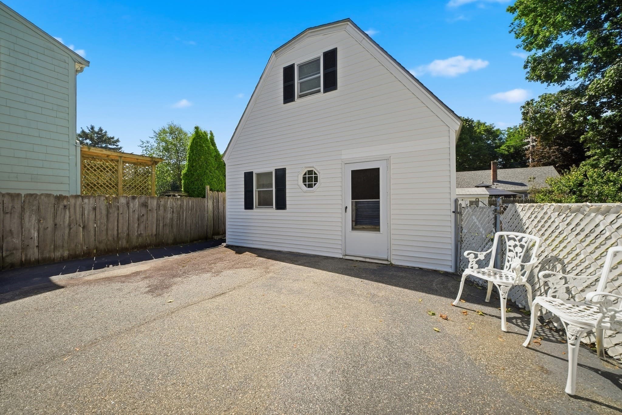 Single Family Residence at 10 Summit Ter, Peabody MA 01960, Peabody, photo 4 of 42