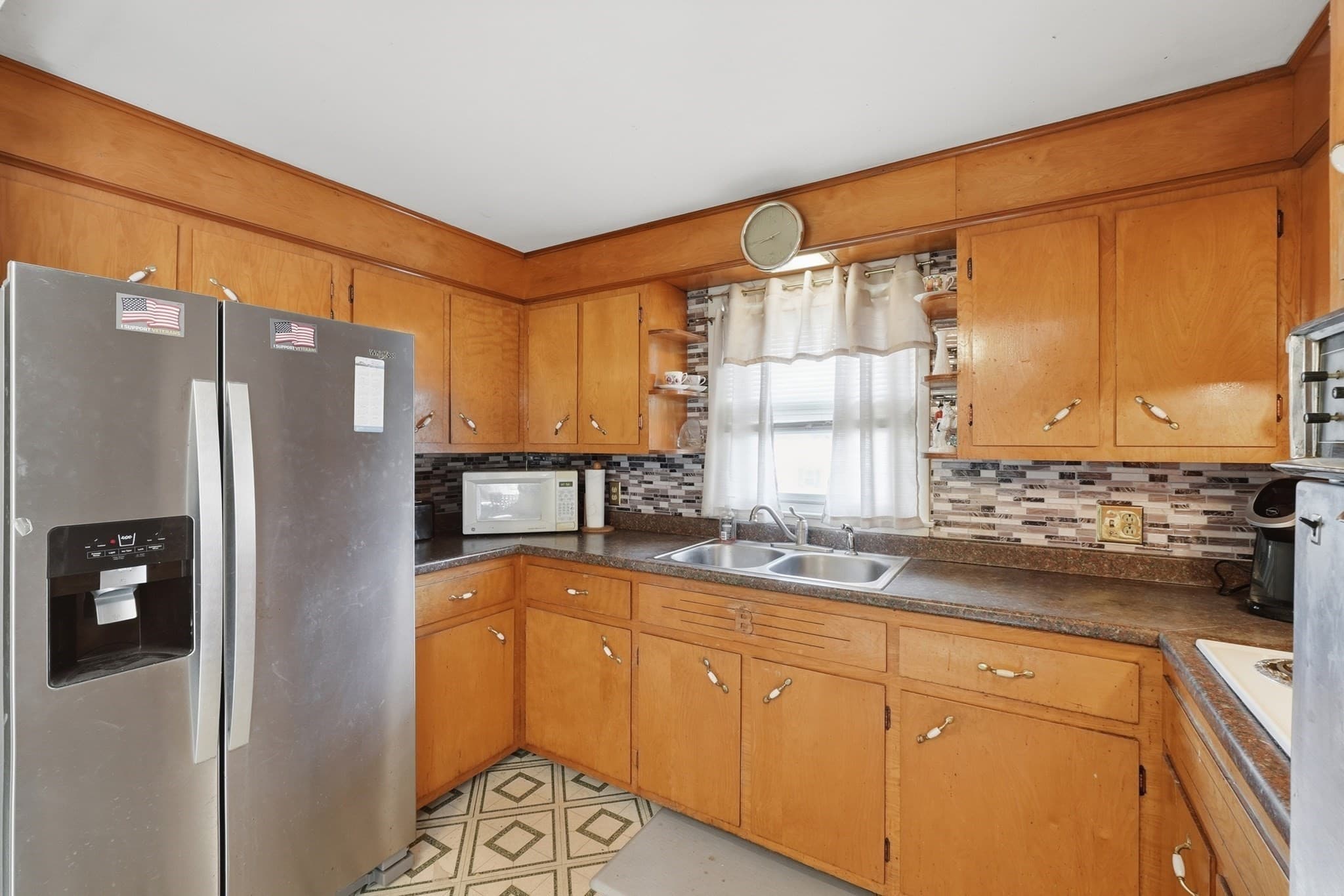 Single Family Residence at 6 Birch St, West Brookfield MA 01585, West Brookfield, photo 6 of 42