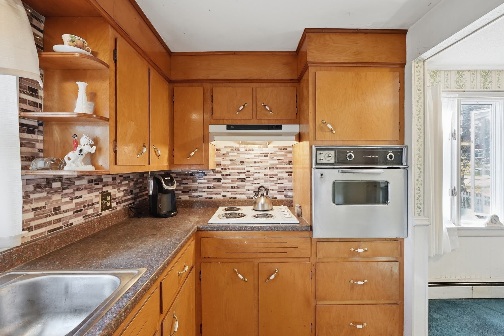 Single Family Residence at 6 Birch St, West Brookfield MA 01585, West Brookfield, photo 8 of 42