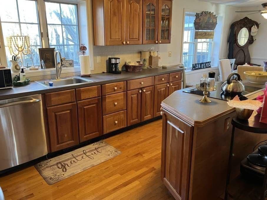 Single Family Residence at 30 Katherine Lee Bates Rd, Falmouth MA 02540, Falmouth, photo 2 of 15