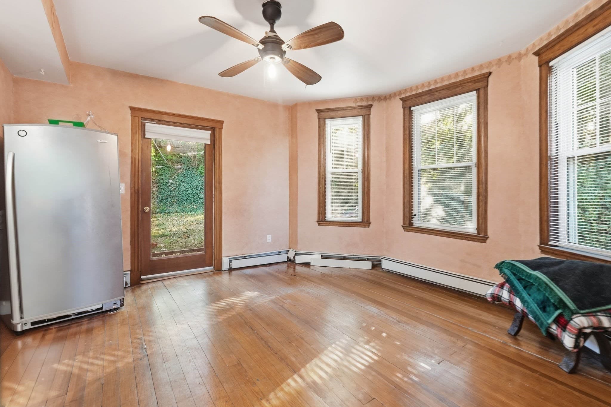 Single Family Residence at 145 Winter St, Saugus MA 01906, Saugus, photo 11 of 39