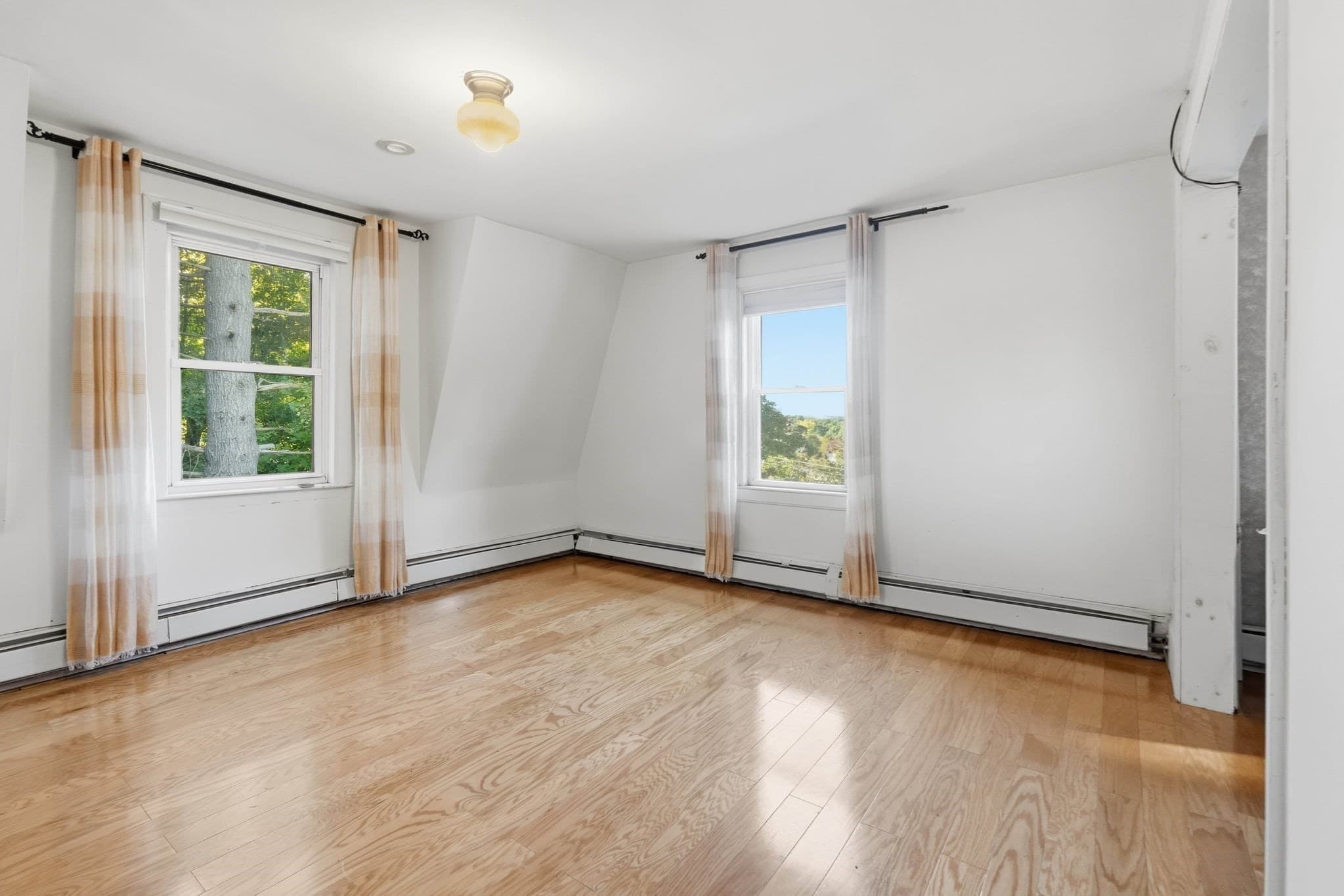 Single Family Residence at 145 Winter St, Saugus MA 01906, Saugus, photo 25 of 39