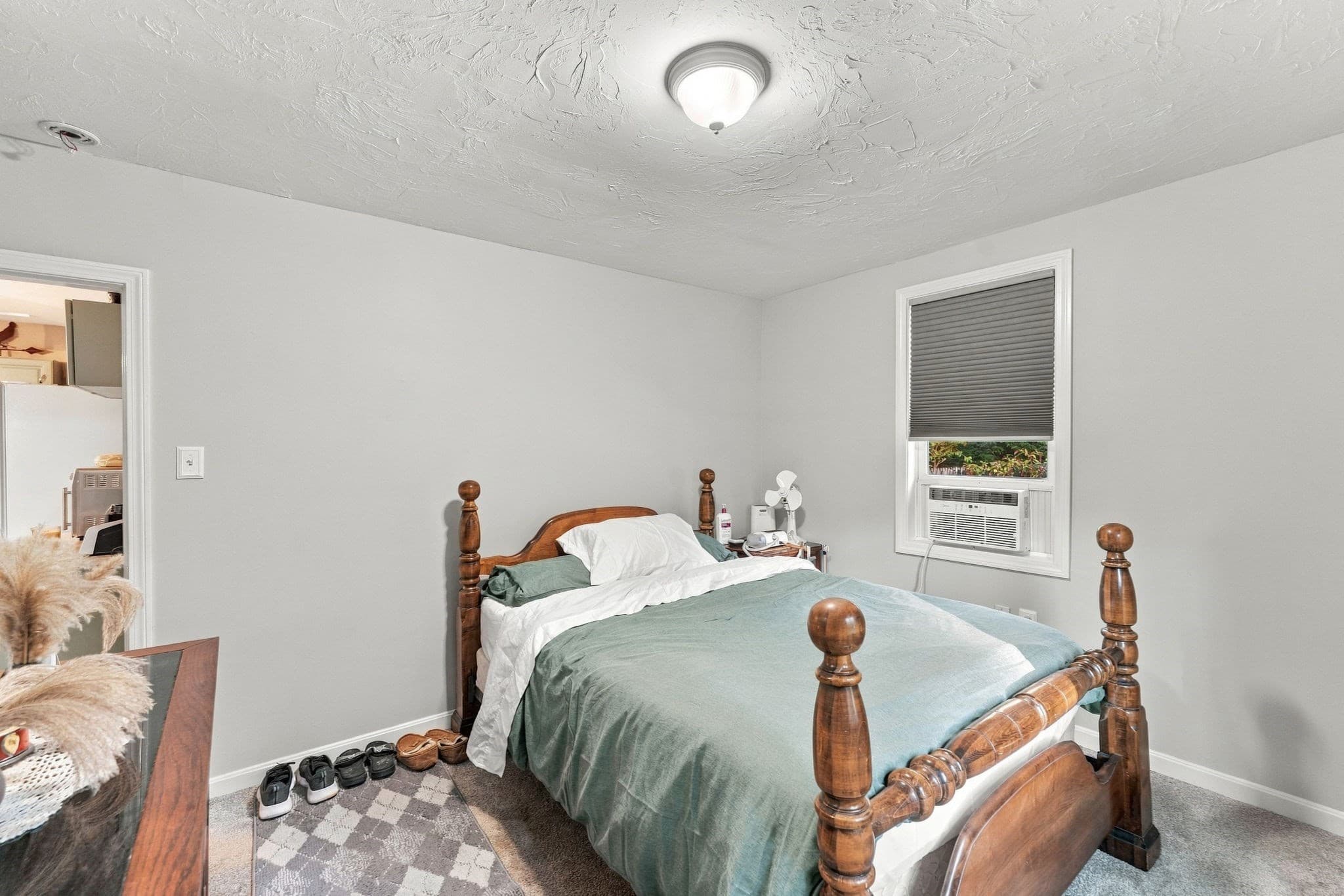 Condominium at 31 Thurston Avenue # 31, Northbridge MA 01534, Northbridge, photo 16 of 34