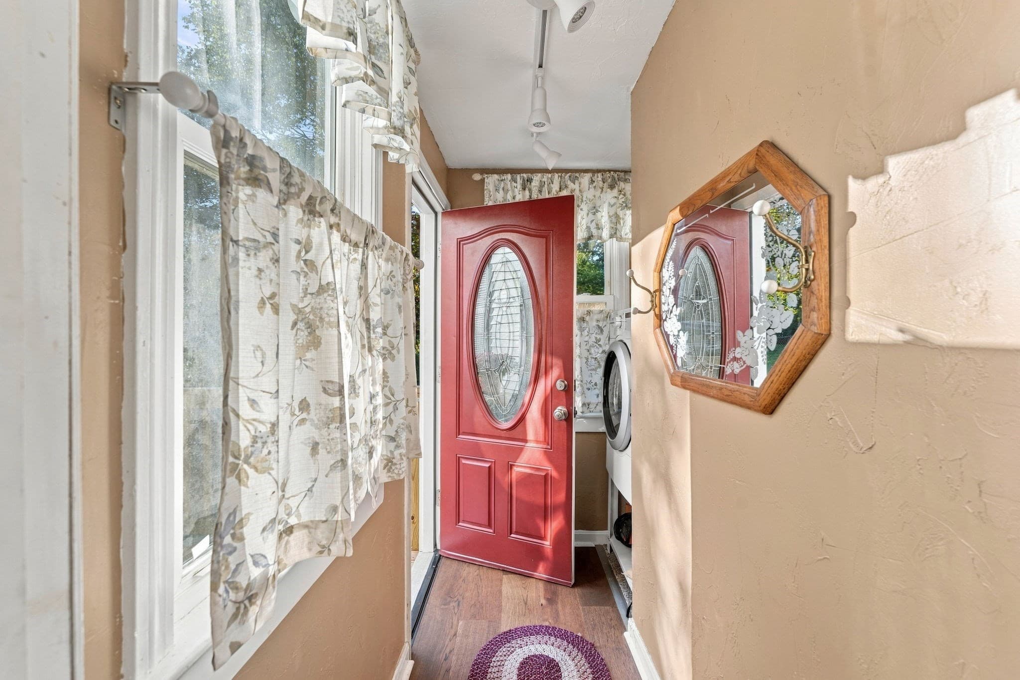 Condominium at 31 Thurston Avenue # 31, Northbridge MA 01534, Northbridge, photo 11 of 34