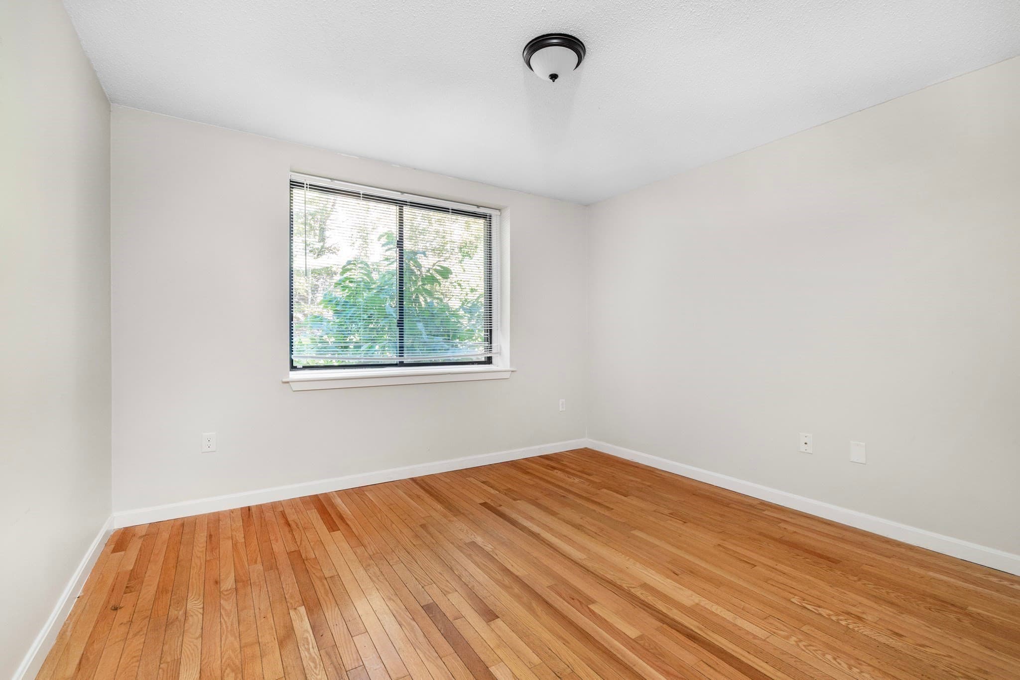 Condominium at 1029 Pleasant St # 9, Worcester MA 01602, Worcester, photo 10 of 18