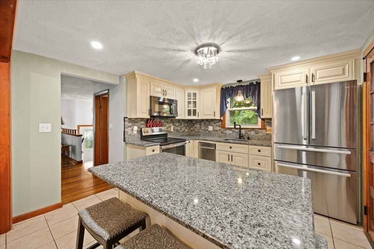 Single Family Residence at 45 Decker St, Milton MA 02186, Milton, photo 7 of 28