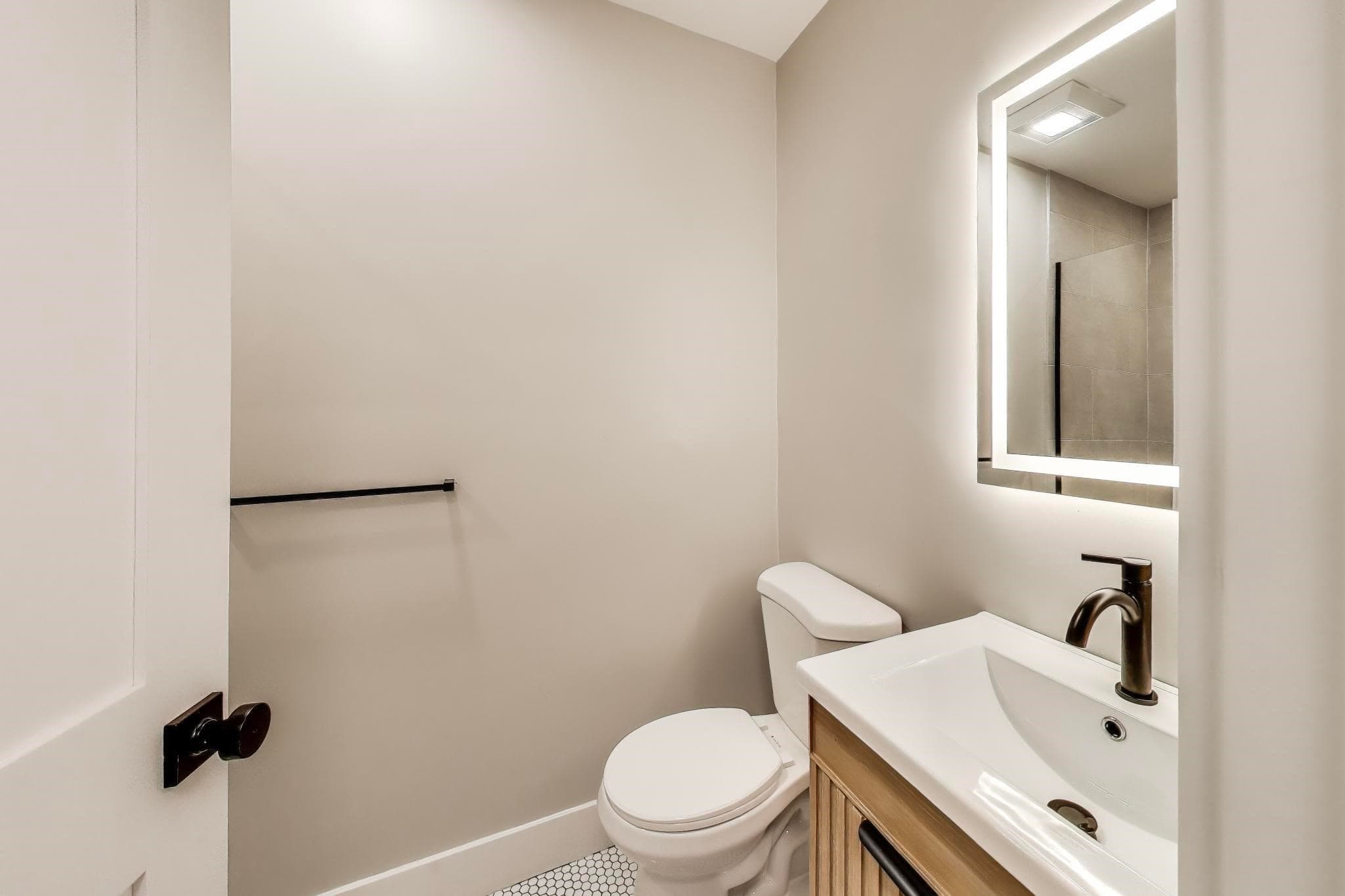 5-9 Family at 35-37 Delle Ave, Boston MA 02136, Boston, photo 18 of 28