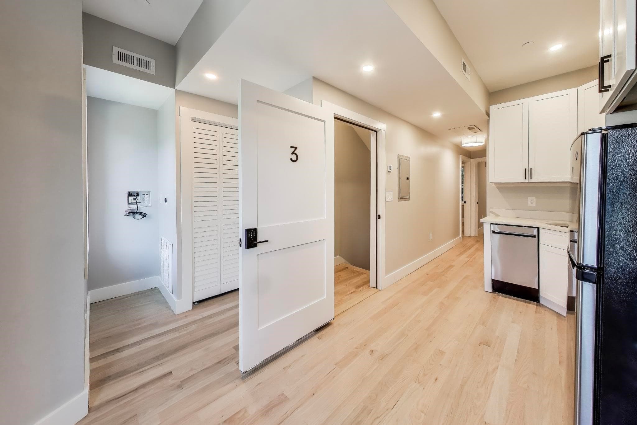 5-9 Family at 35-37 Delle Ave, Boston MA 02136, Boston, photo 11 of 28