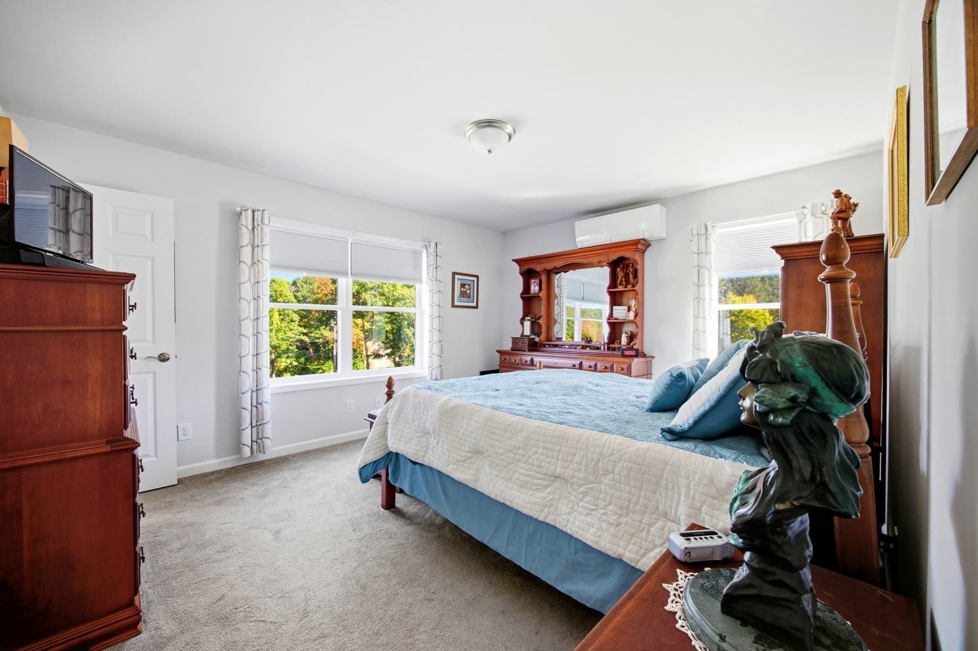 Single Family Residence at 362 Hadley St, South Hadley MA 01075, photo 15 of 36