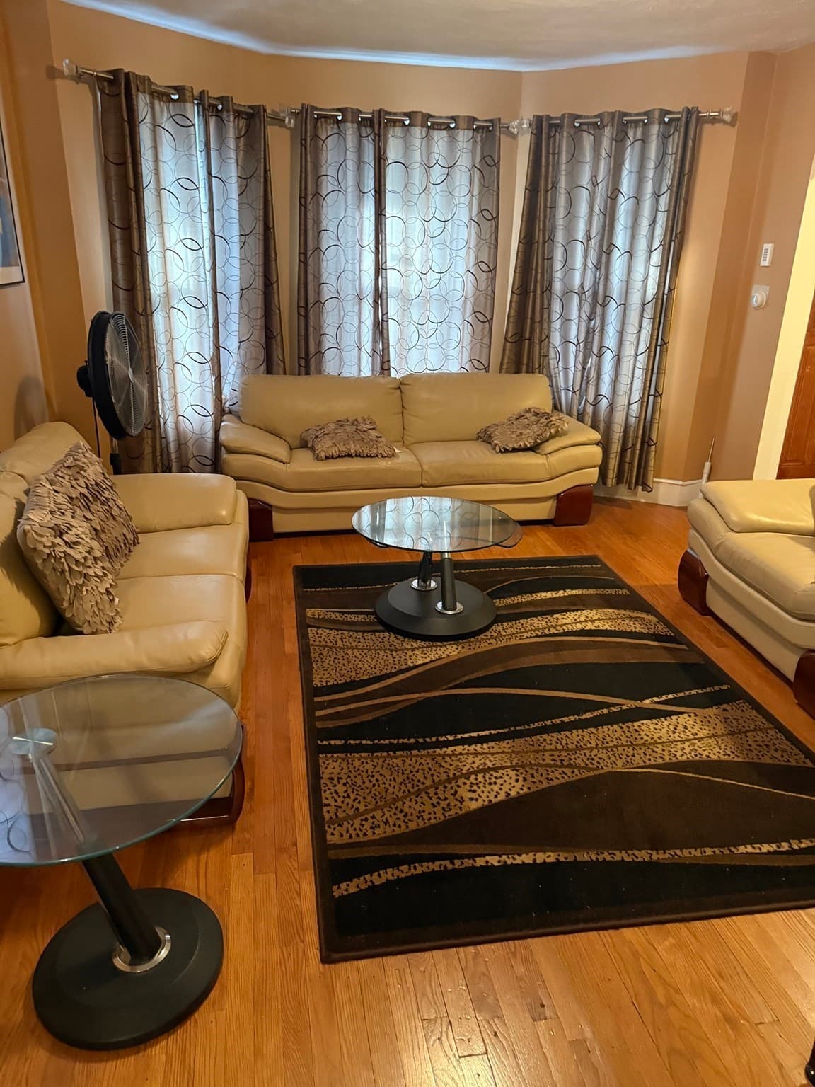 Single Family Residence at 372 Huntington Ave, Boston MA 02136, Boston, photo 2 of 23