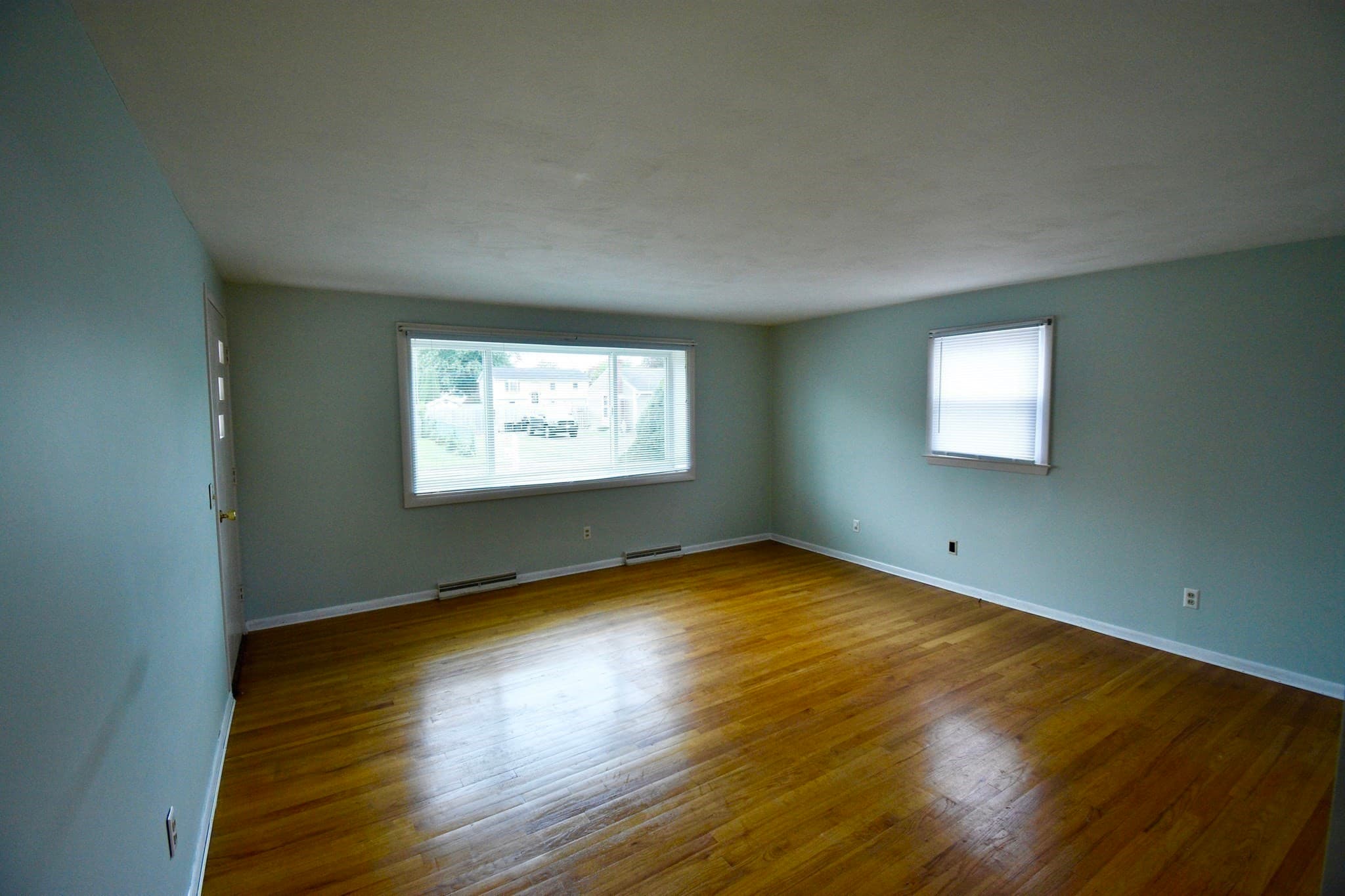 Single Family Residence at 64 Poplar St, Chicopee MA 01013, Chicopee, photo 6 of 24