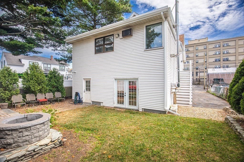 Single Family Residence at 53 Columbia Ave, Lynn MA 01902, Lynn, photo 4 of 35
