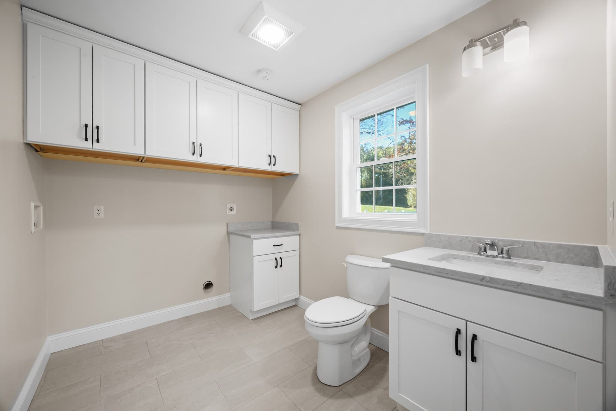 Single Family Residence at 19 Captains Way, Lakeville MA 02347, Lakeville, photo 16 of 33