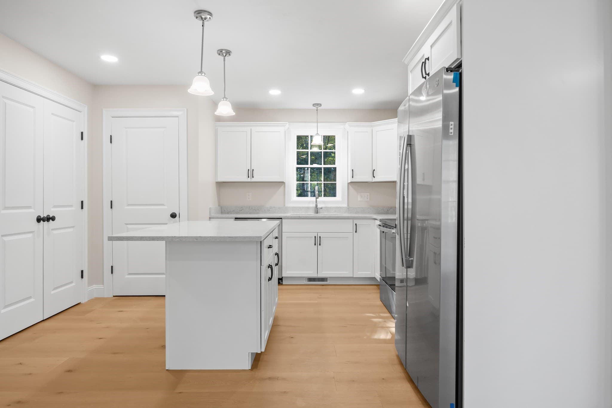 Single Family Residence at 19 Captains Way, Lakeville MA 02347, Lakeville, photo 12 of 33
