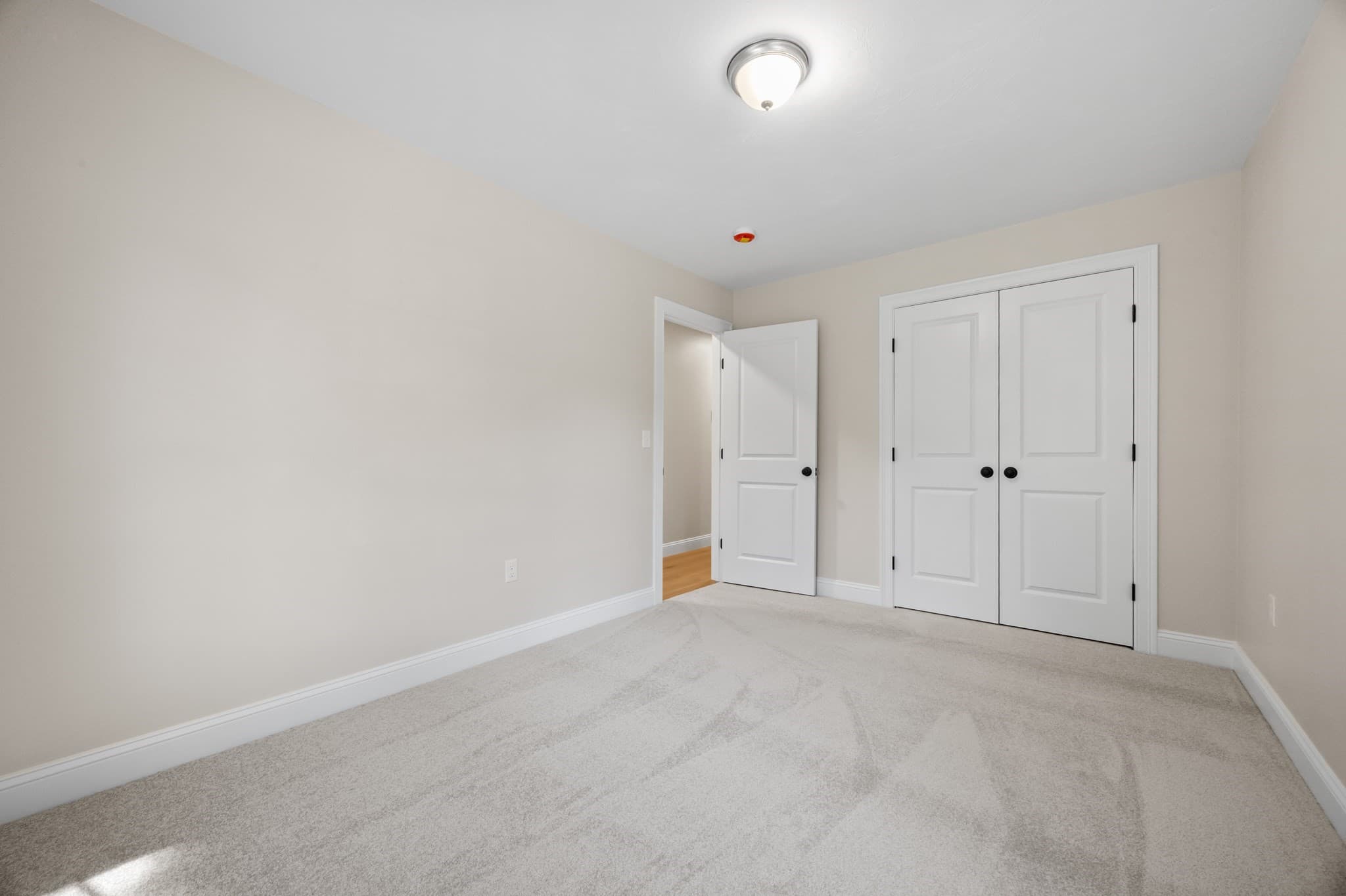 Single Family Residence at 19 Captains Way, Lakeville MA 02347, Lakeville, photo 29 of 33