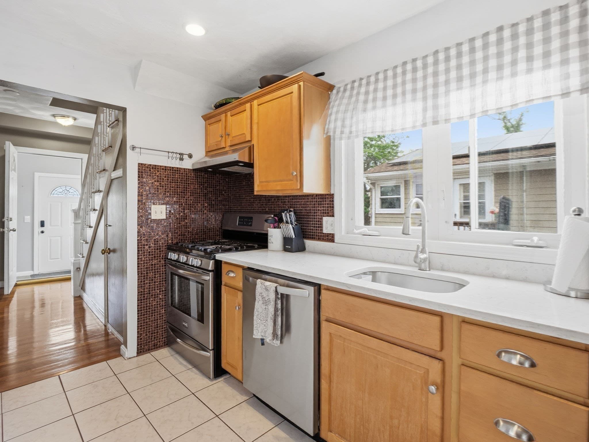 Single Family Residence at 28 Houston Ave, Saugus MA 01906, Saugus, photo 18 of 42