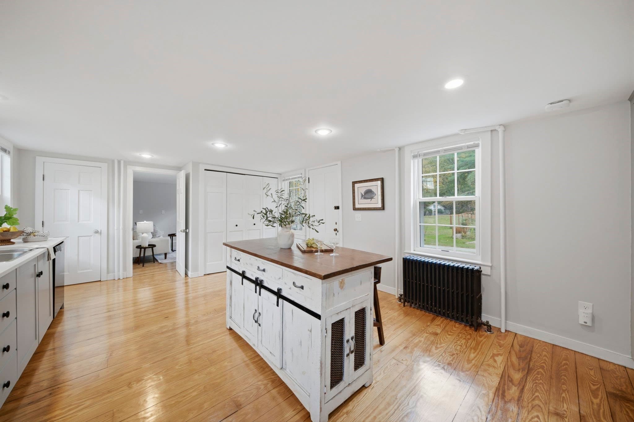Single Family Residence at 202 Ash St, Winchendon MA 01475, Winchendon, photo 10 of 42