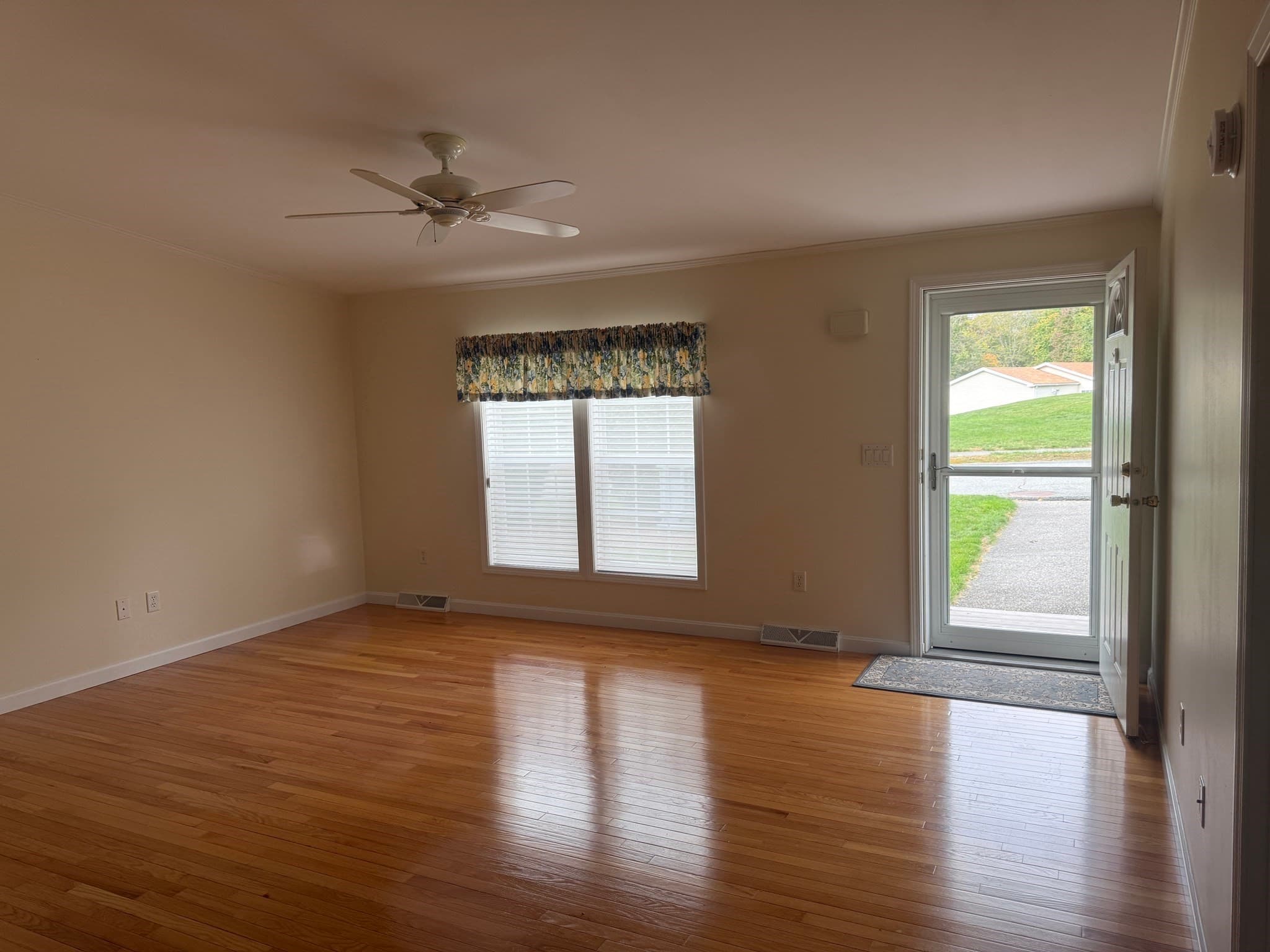 Single Family Residence at 301 Blueberry Circle, Middleboro MA 02346, Middleboro, photo 6 of 12