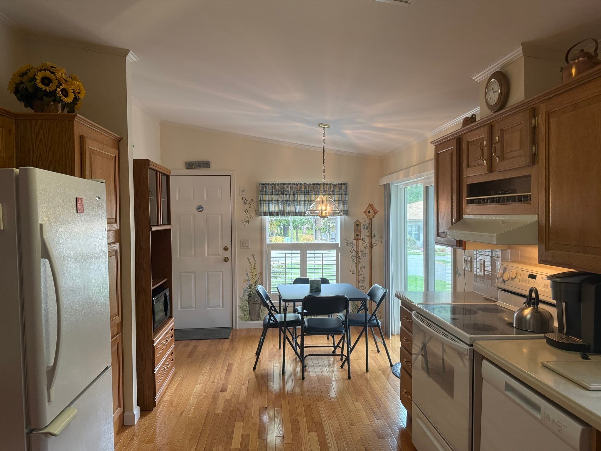 Single Family Residence at 301 Blueberry Circle, Middleboro MA 02346, Middleboro, photo 7 of 12