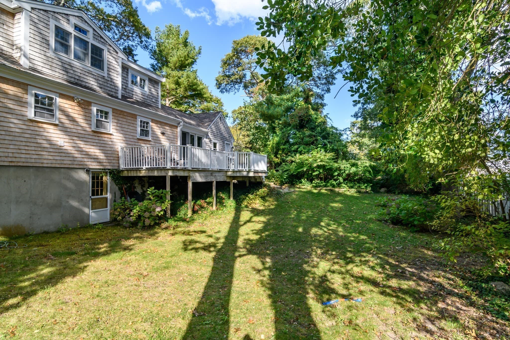 Single Family Residence at 11 Burtonwood Ave, Bourne MA 02532, Bourne, photo 3 of 21