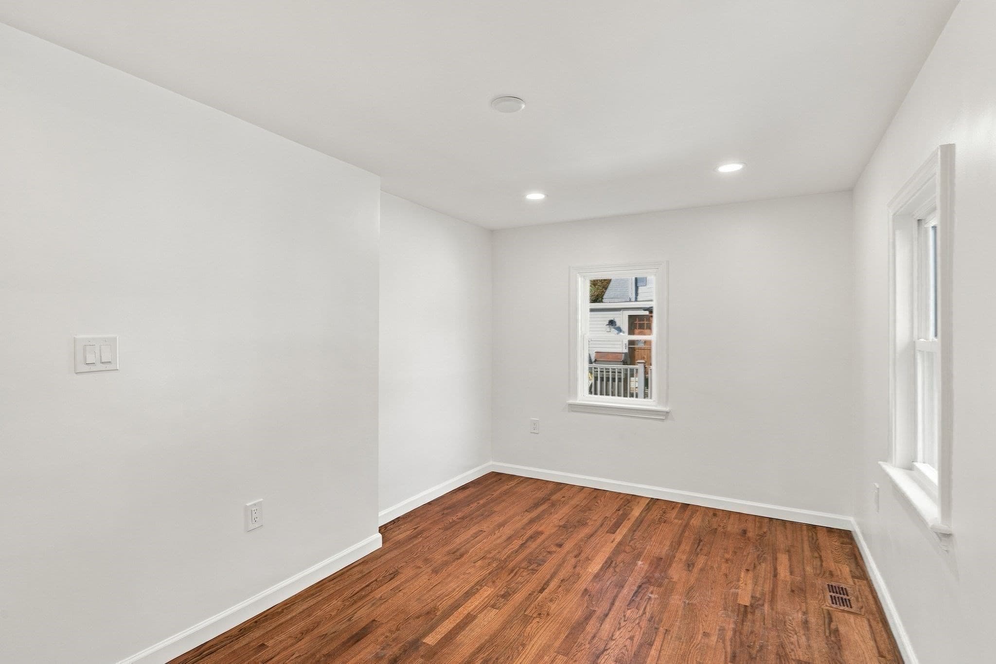 Single Family Residence at 29 Windsor Rd, Beverly MA 01915, Beverly, photo 17 of 38