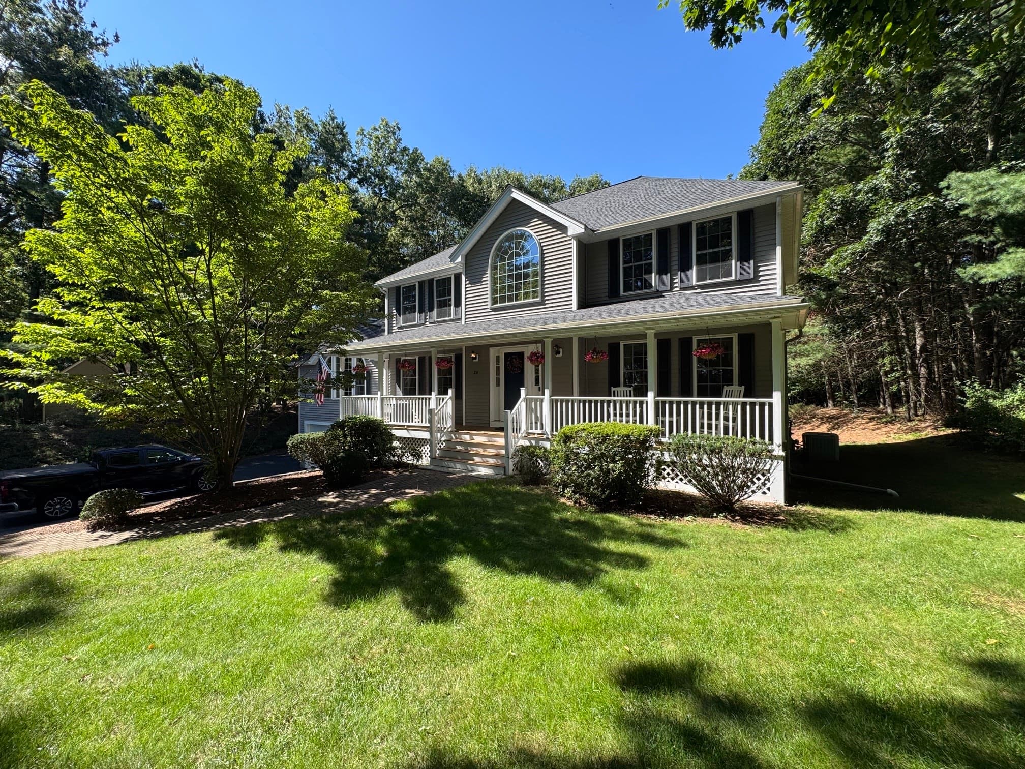 20 Emerald St, Tyngsborough MA 01879