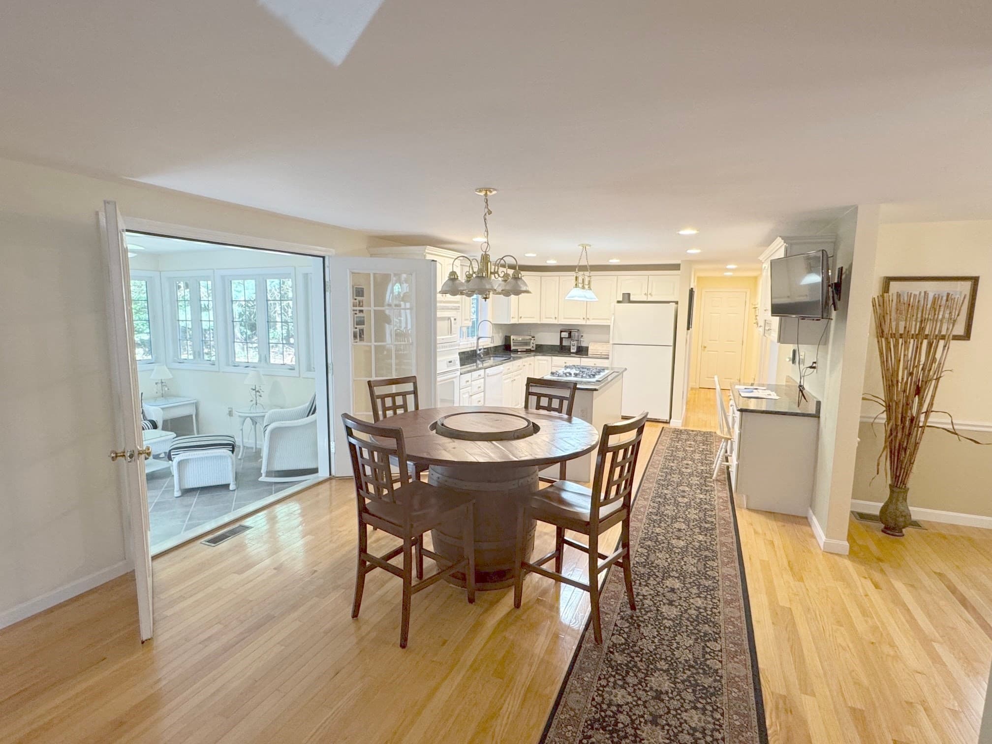 Single Family Residence at 20 Emerald St, Tyngsborough MA 01879, Tyngsborough, photo 10 of 42