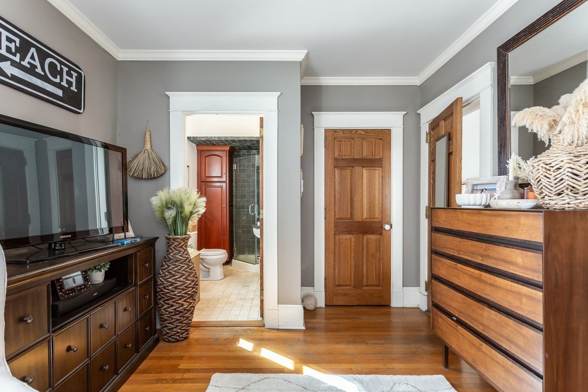 Single Family Residence at 195 Bedford Street, New Bedford MA 02740, New Bedford, photo 17 of 36