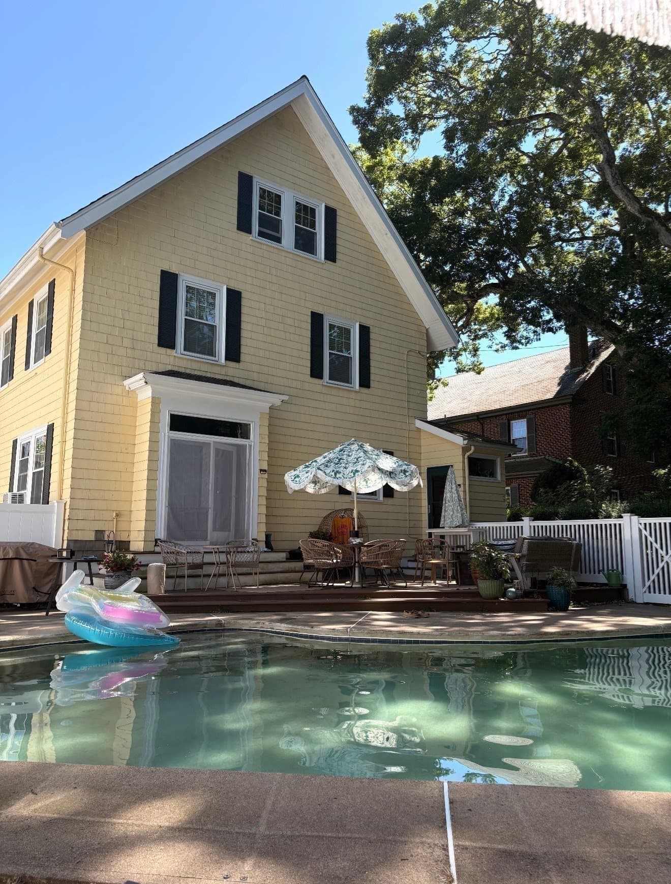 Single Family Residence at 195 Bedford Street, New Bedford MA 02740, New Bedford, photo 35 of 36