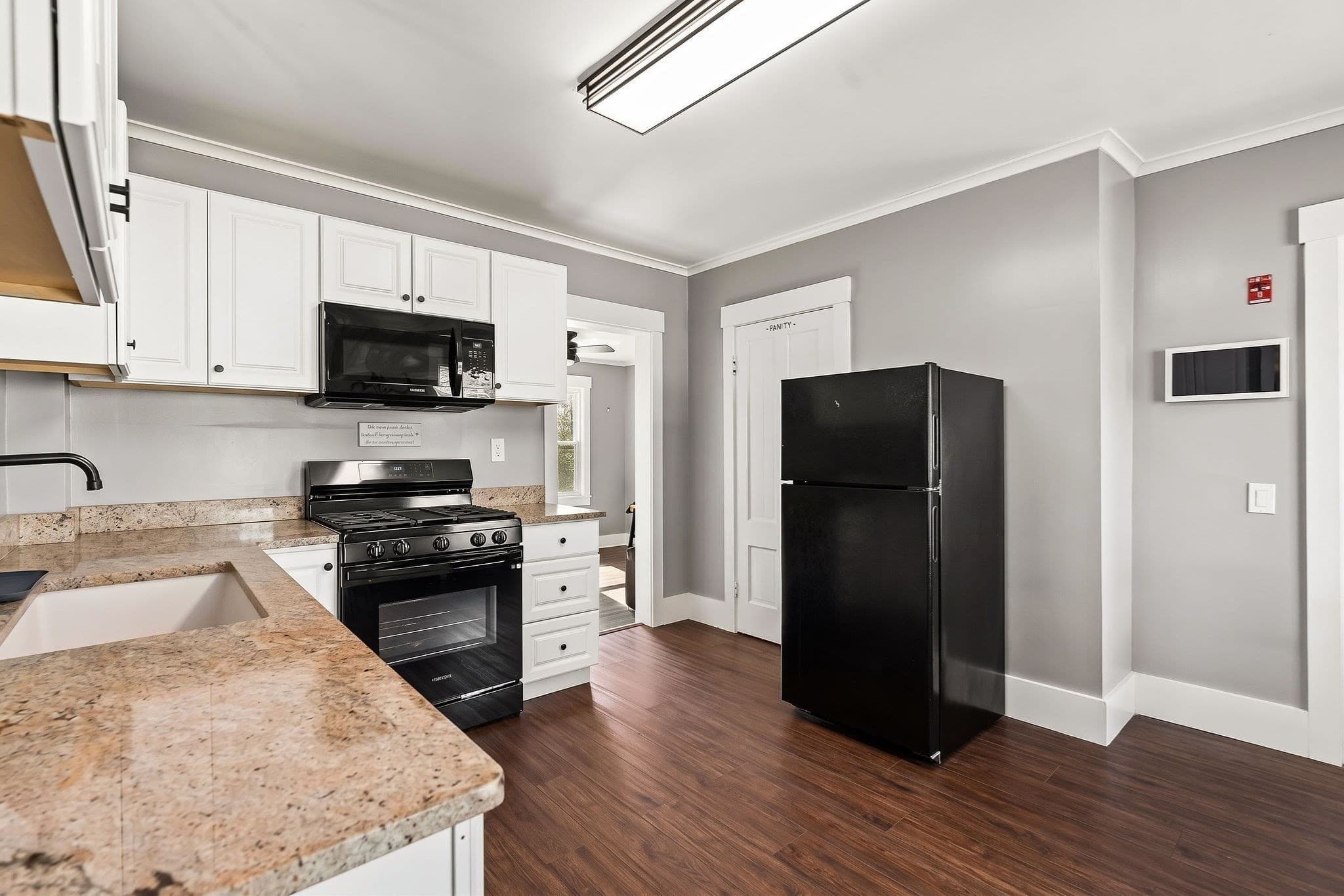 Single Family Residence at 64 Mooreland Ave, Leominster MA 01453, Leominster, photo 4 of 27