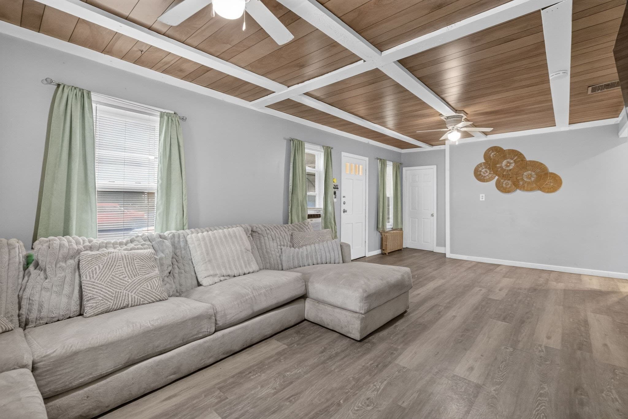 Single Family Residence at 7 Garfield St, Acushnet MA 02743, photo 6 of 42