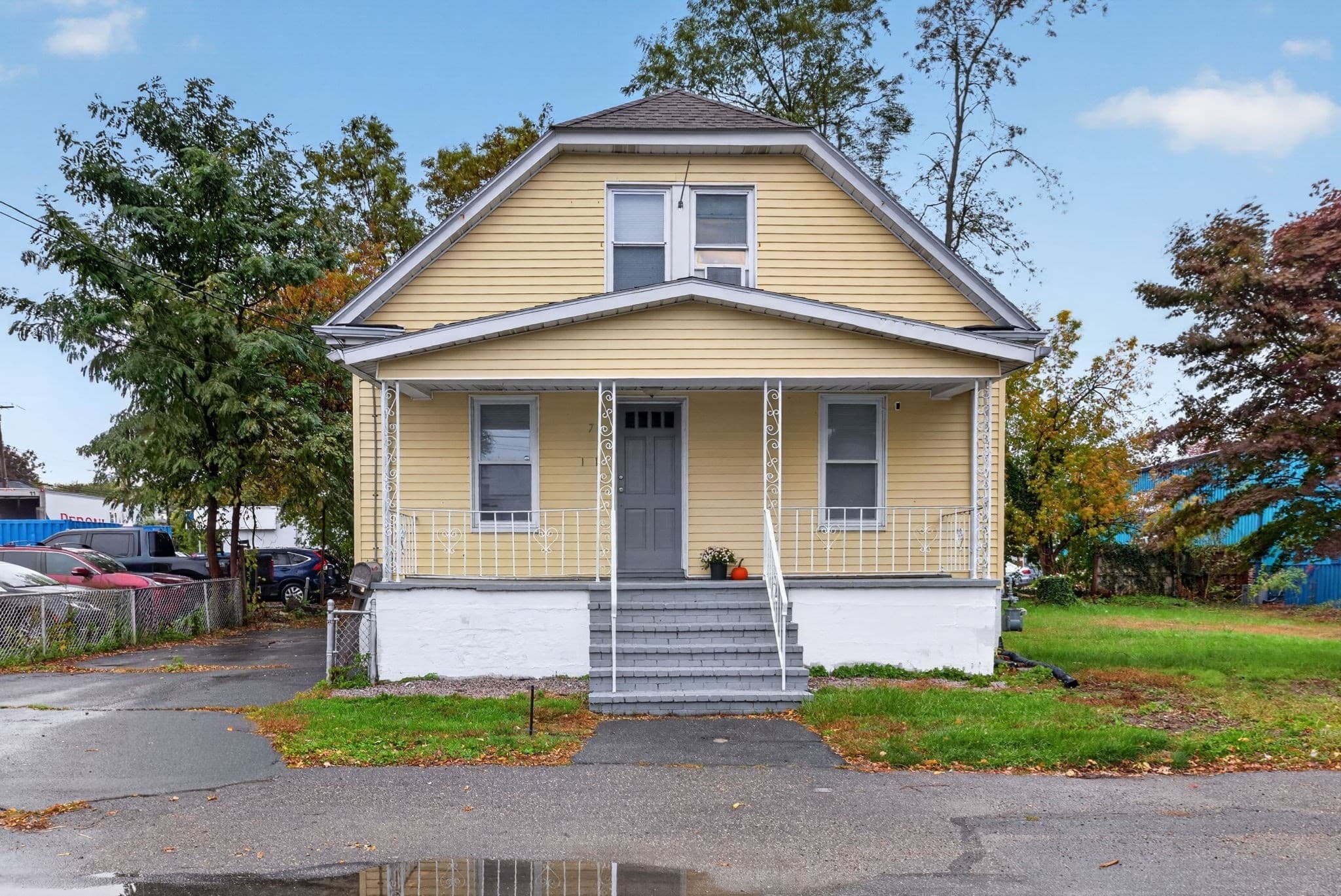 7 Garfield St, Acushnet MA 02743