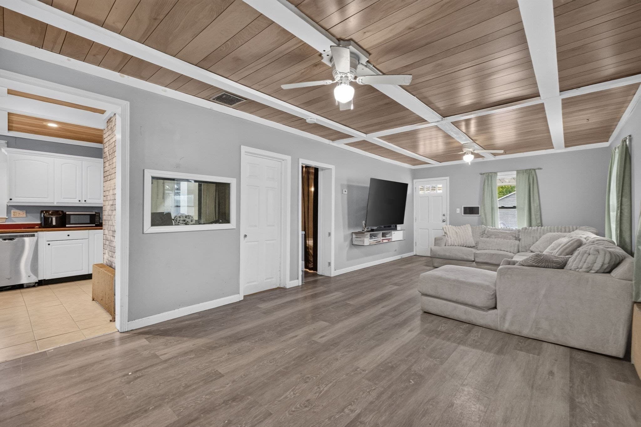 Single Family Residence at 7 Garfield St, Acushnet MA 02743, photo 11 of 42