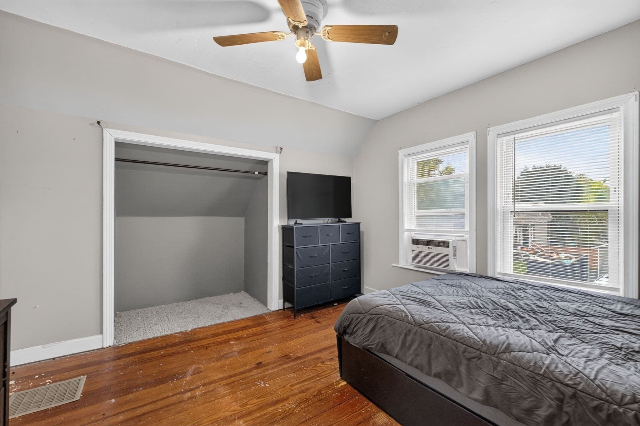 Single Family Residence at 7 Garfield St, Acushnet MA 02743, photo 25 of 42